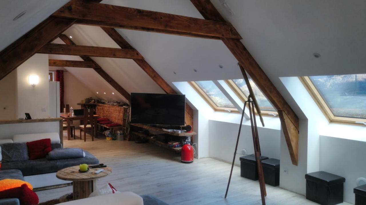 Superbe Grange Renovee Villa Grust Bagian luar foto